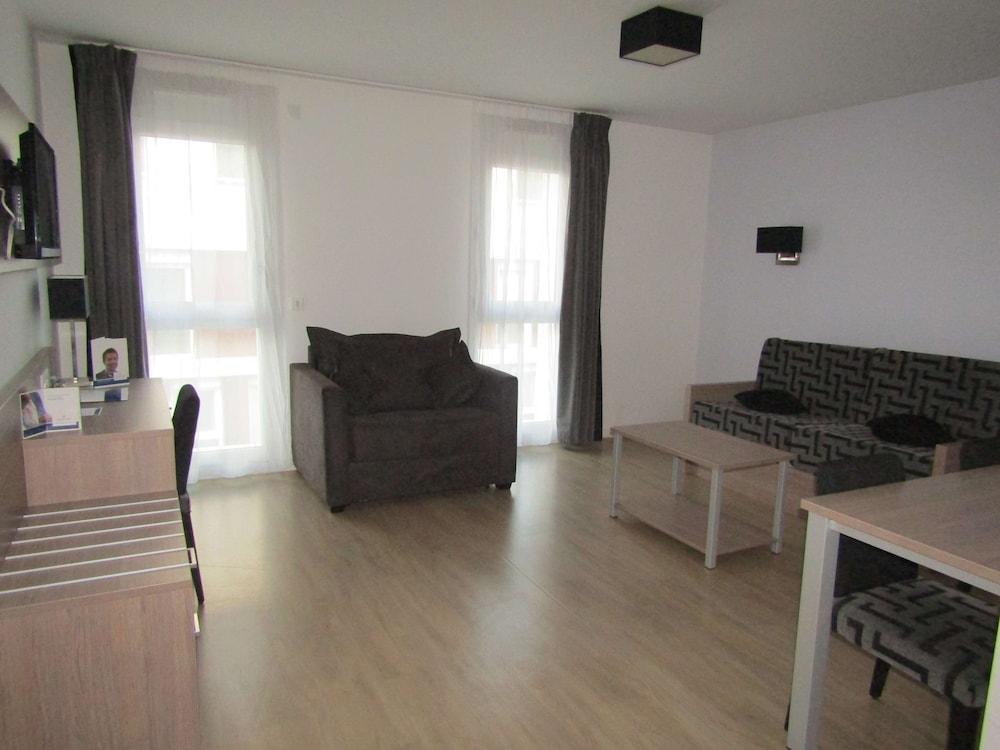 Tulip Inn Massy Palaiseau - Residence Luaran gambar