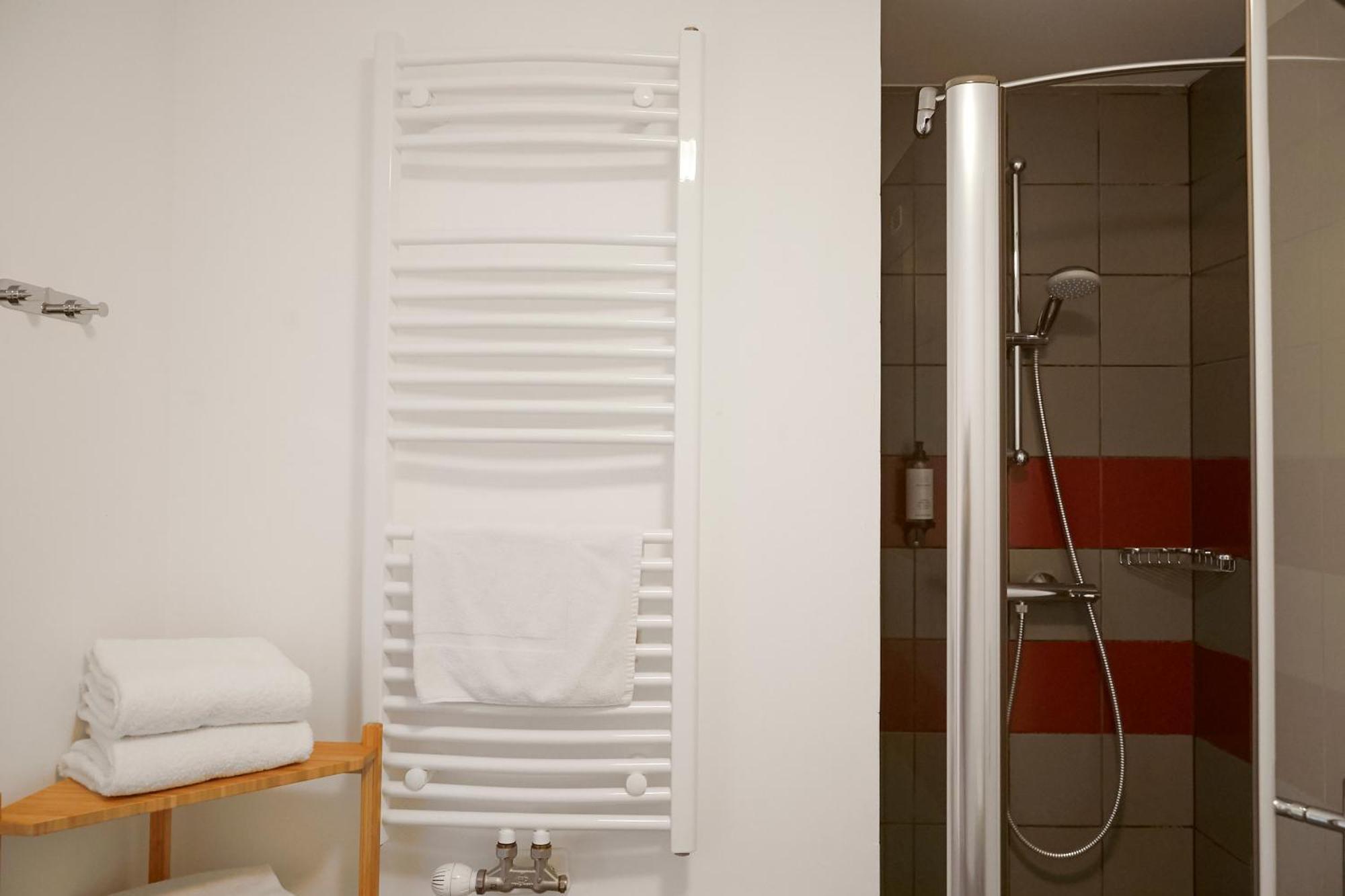 Tulip Inn Massy Palaiseau - Residence Bilik gambar