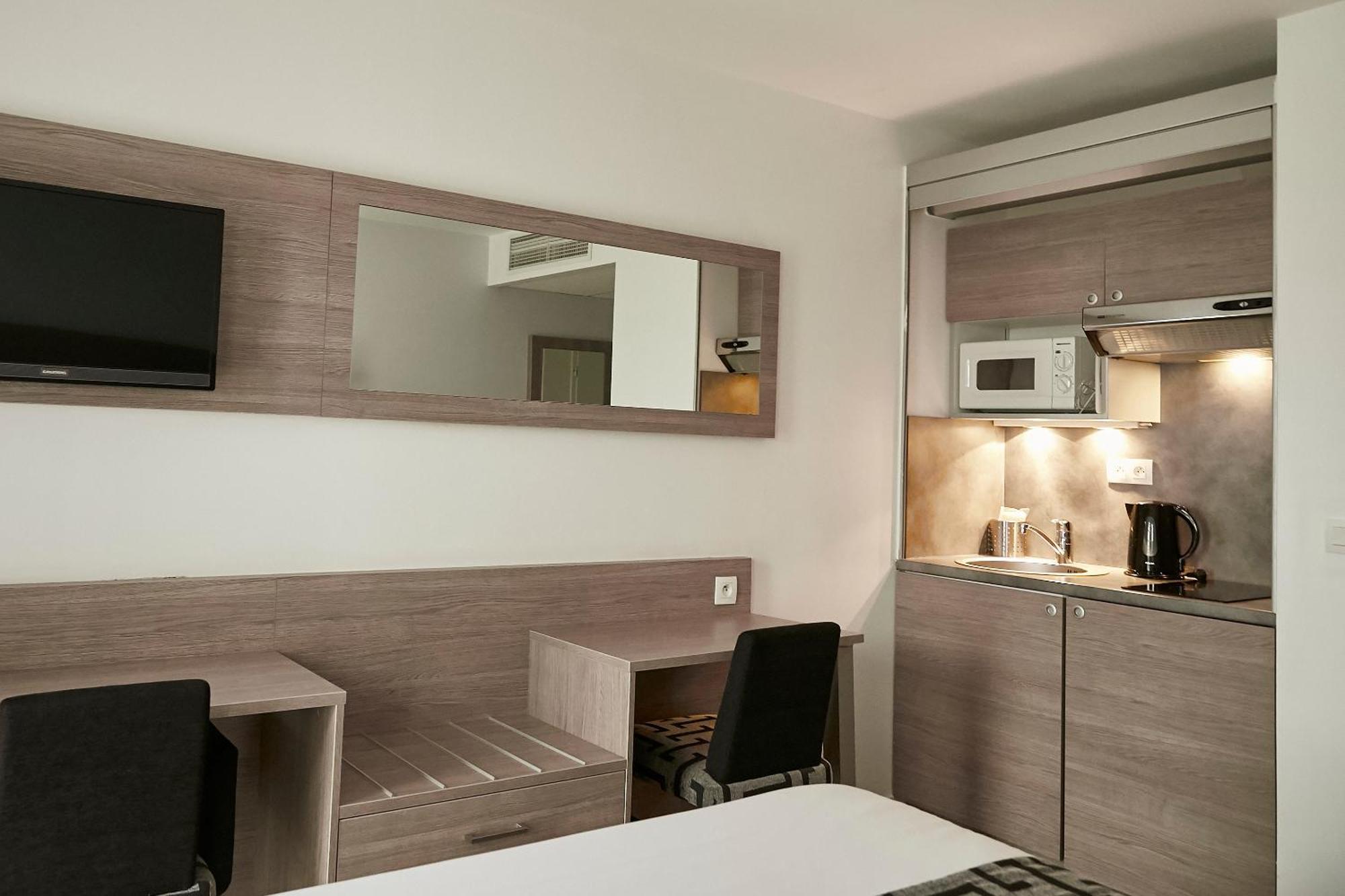 Tulip Inn Massy Palaiseau - Residence Bilik gambar